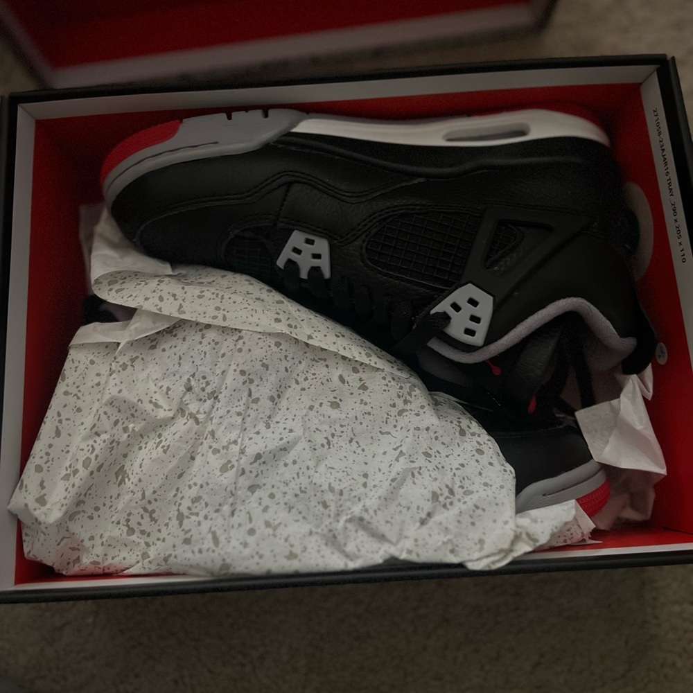 Brand new Nike Air Jordan 4 retro